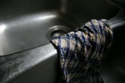 Contaminated Dish Cloths Pose Health Hazard